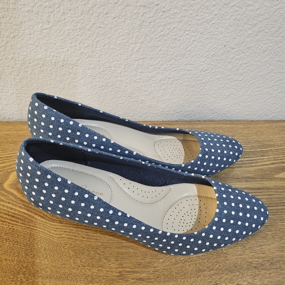 Super comfy blue and white Amelia Grace polkadot heels.